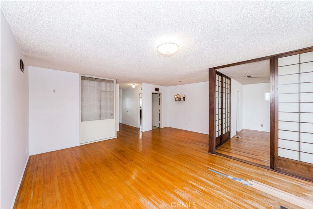 2139 W 169th Place