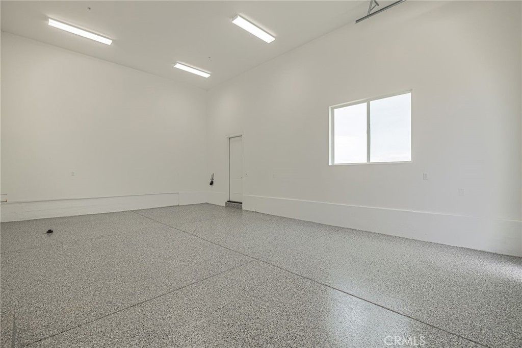 listing image 130720255615517152977