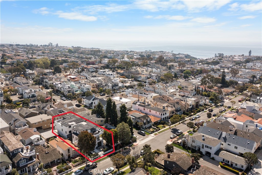 Corona del Mar North of PCH (CNHW) - Residential