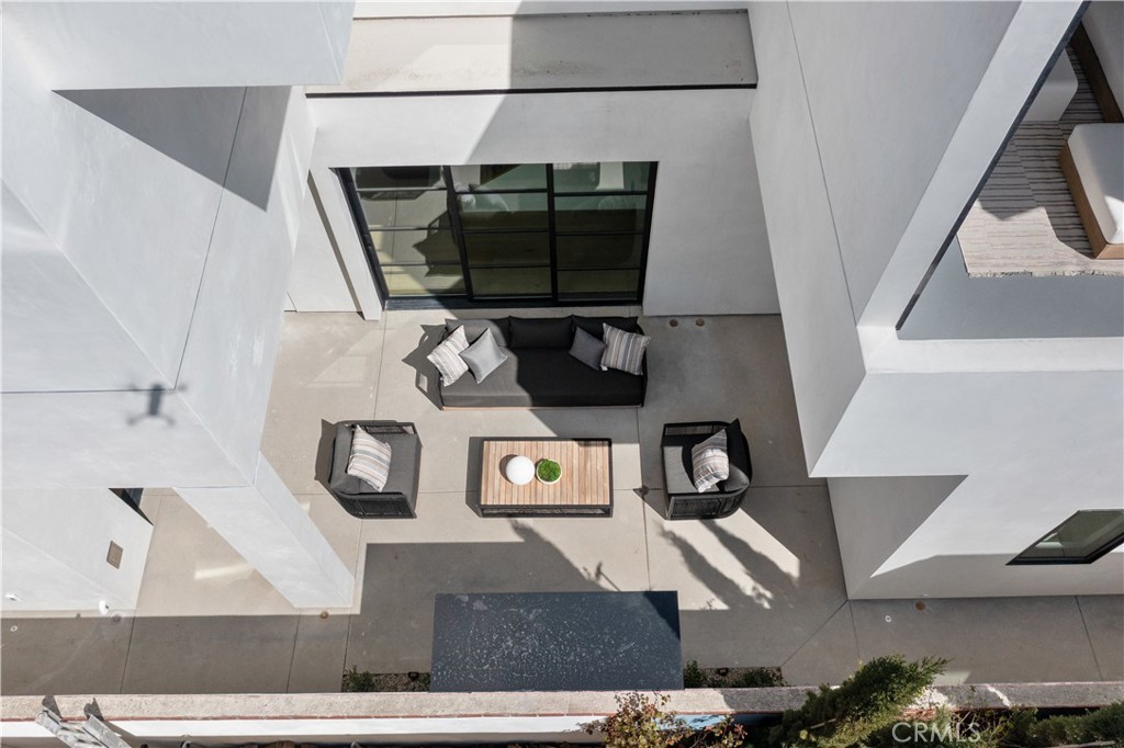 Corona del Mar North of PCH (CNHW) - Residential