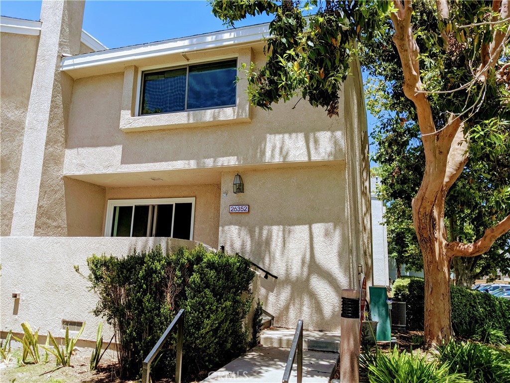 Inviting end-unit townhouse is move-in ready. All baths have been remodeled and nicely updated. New garage door, New kitchen, New floors, New Windows and sliding door. HOA installed a new roof in 2019, repiped plumbing in 2020, and also painted the outside. Large family room great for entertaining. Recessed lighting abounds throughout, even in the showers! Nicely painted in warm inviting colors - you'll notice the detail given this home from the time you enter until you've finished your tour. Clean kitchen with lots of storage. The water heater was recently replaced! There are two pools, one at each end of the complex, plus tennis and basketball courts. Located close to Lake Forest Elementary School and Pittsford Park, and about a mile from Lake Forest Sports Park. Convenient shopping is nearby. This property won't disappoint so you better hurry!