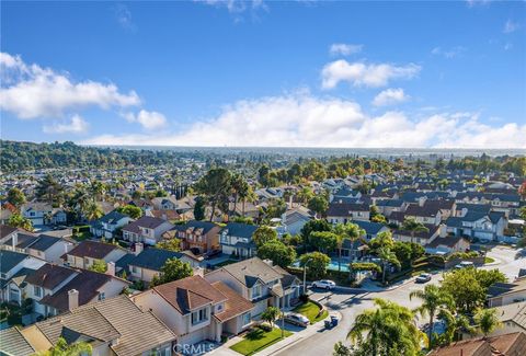 A home in La Mirada