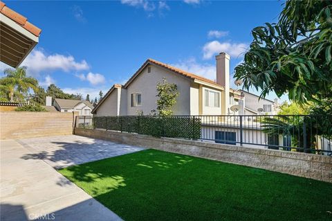 A home in La Mirada