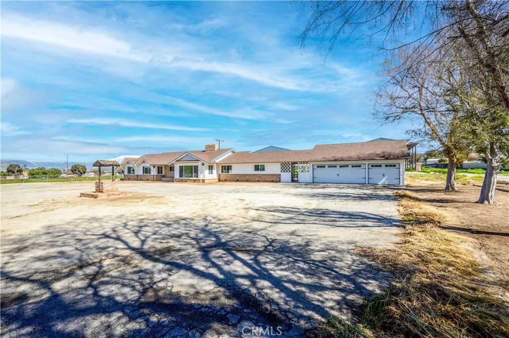 Photo 8 of 42 of 22060 Olivas Avenue property