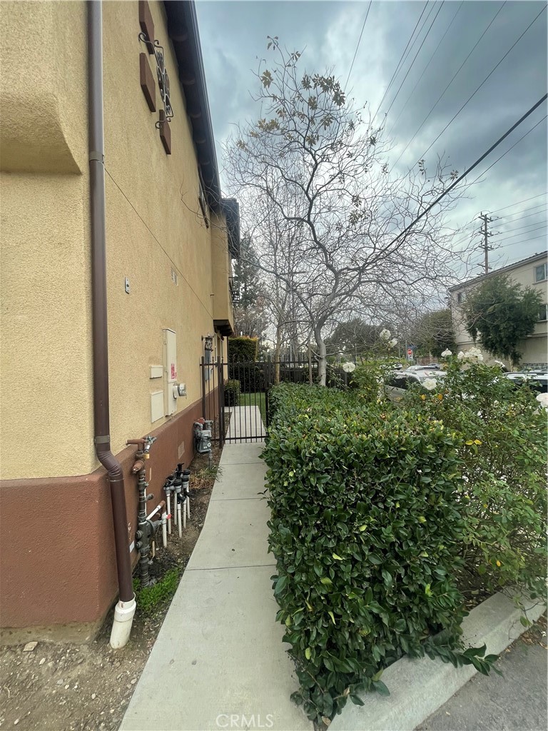 Properties 3 10361 Diamond Way
