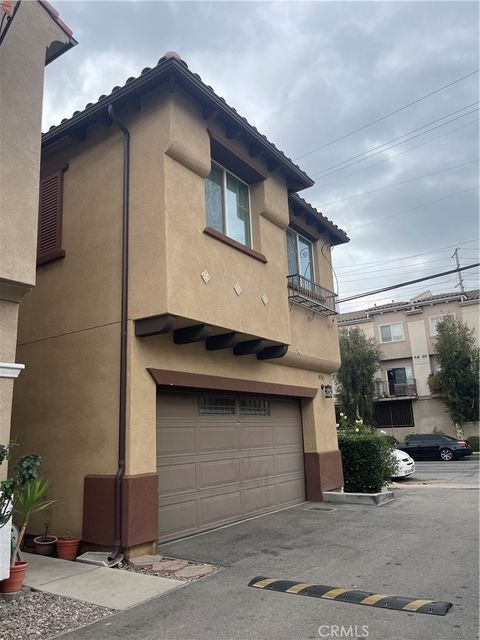 10361 Diamond Way Pacoima CA 91331