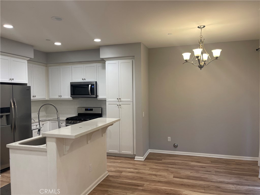 Properties 2 10361 Diamond Way