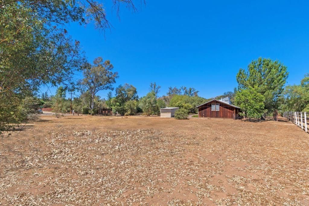 listing image 130723597595081464433