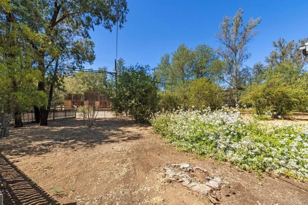 listing image 130729860789527024890