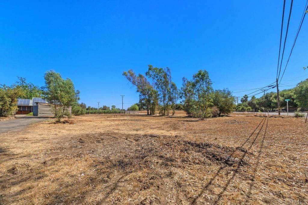 listing image 130724820358982372692