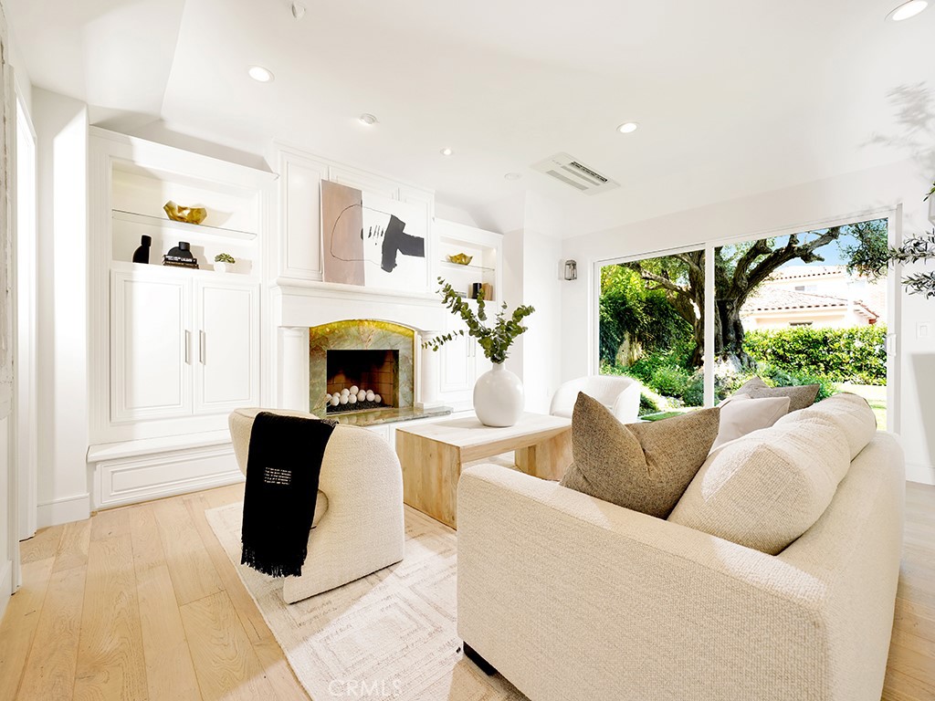 Lido Island (LIDO) - Residential