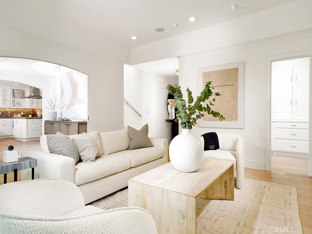 Lido Island (LIDO) - Residential