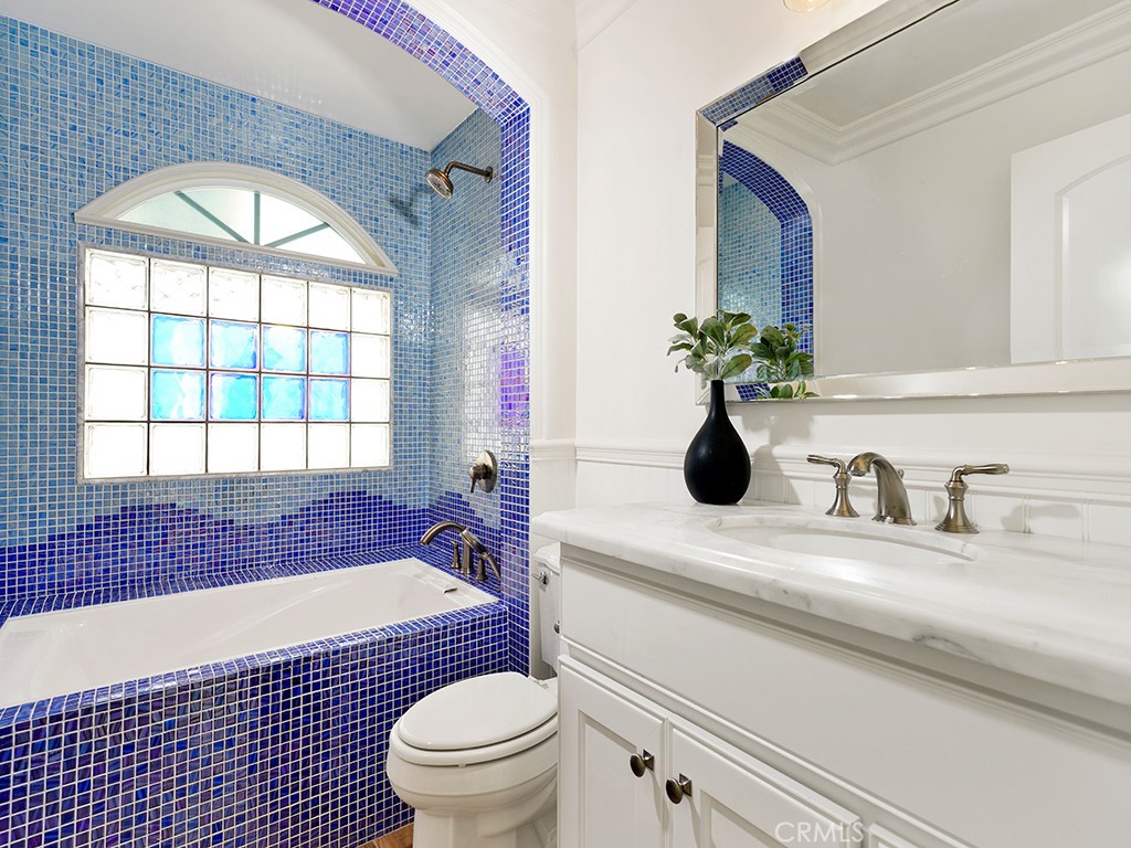 Lido Island (LIDO) - Residential