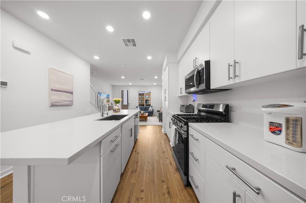 677 Panorama Lane