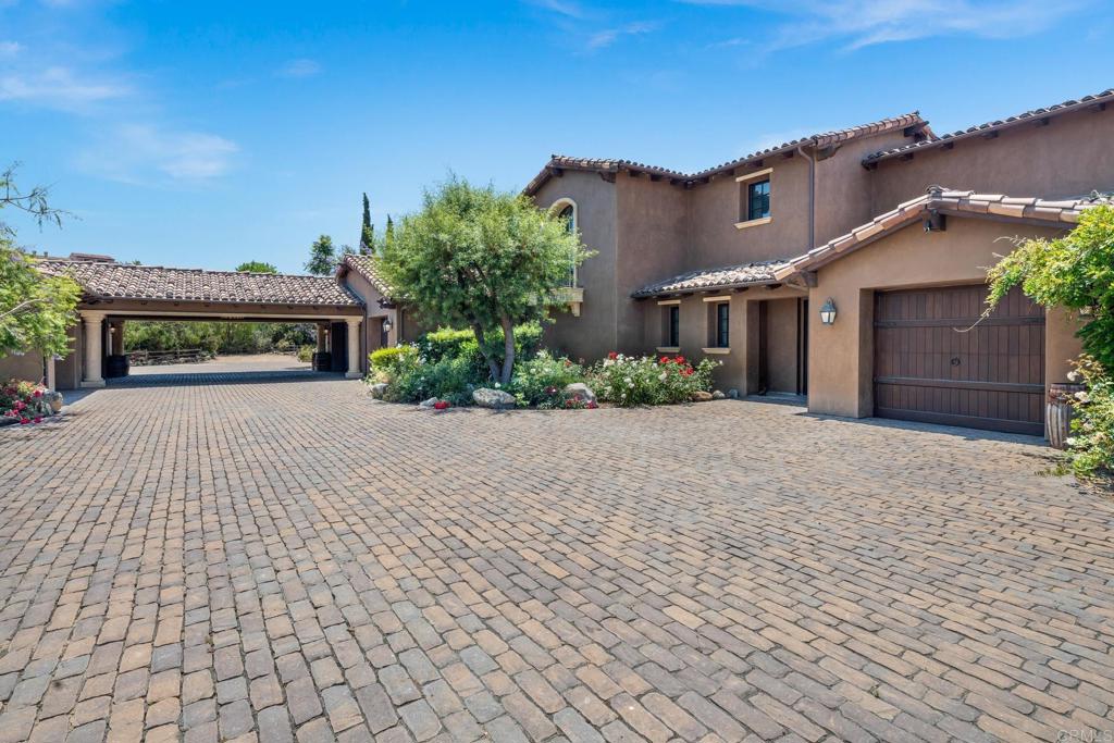 Santaluz - Residential