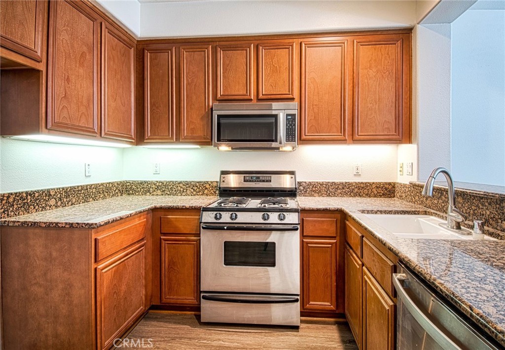 Photo 9 of 22 of 149 Sklar Street 46 condo