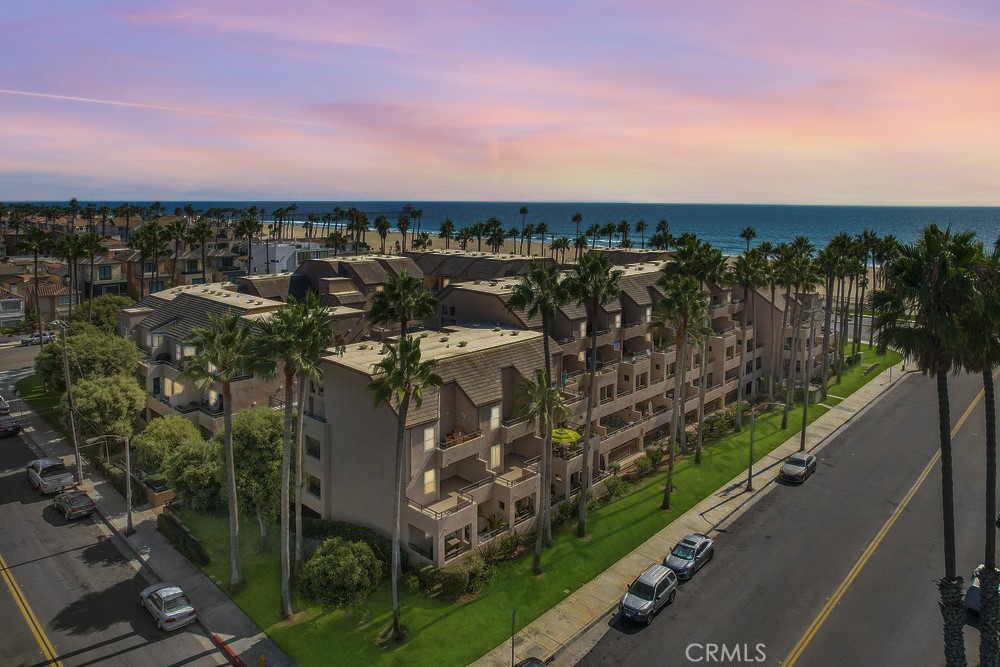 1200 Pacific Coast 424