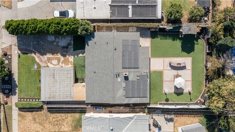 A home in Reseda