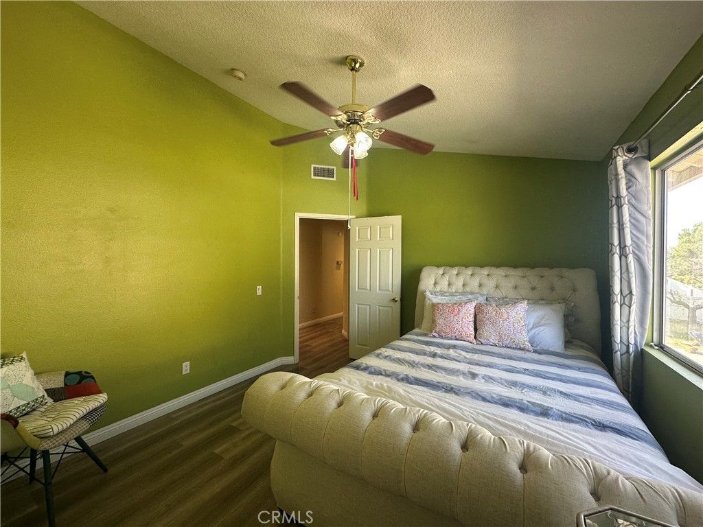 listing image 57