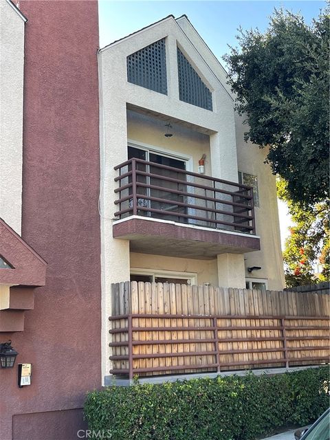 A home in Tujunga