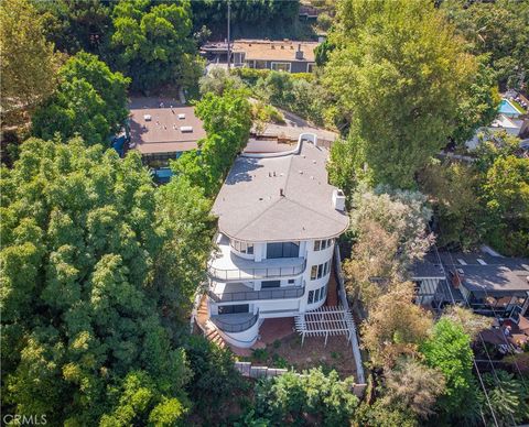 A home in Studio City