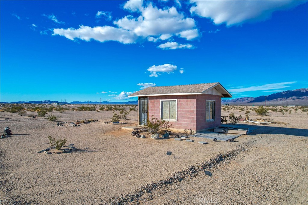 Listing image 4