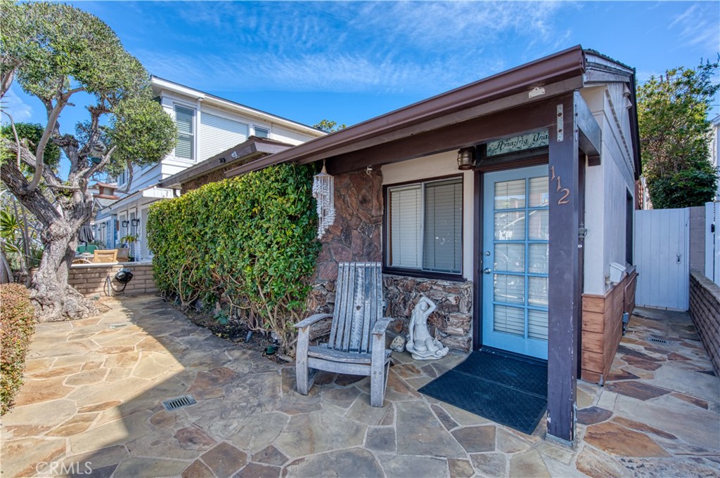 112 Marine Avenue