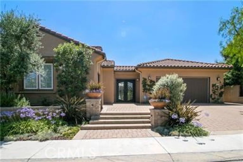 listing image 130720302673850120761