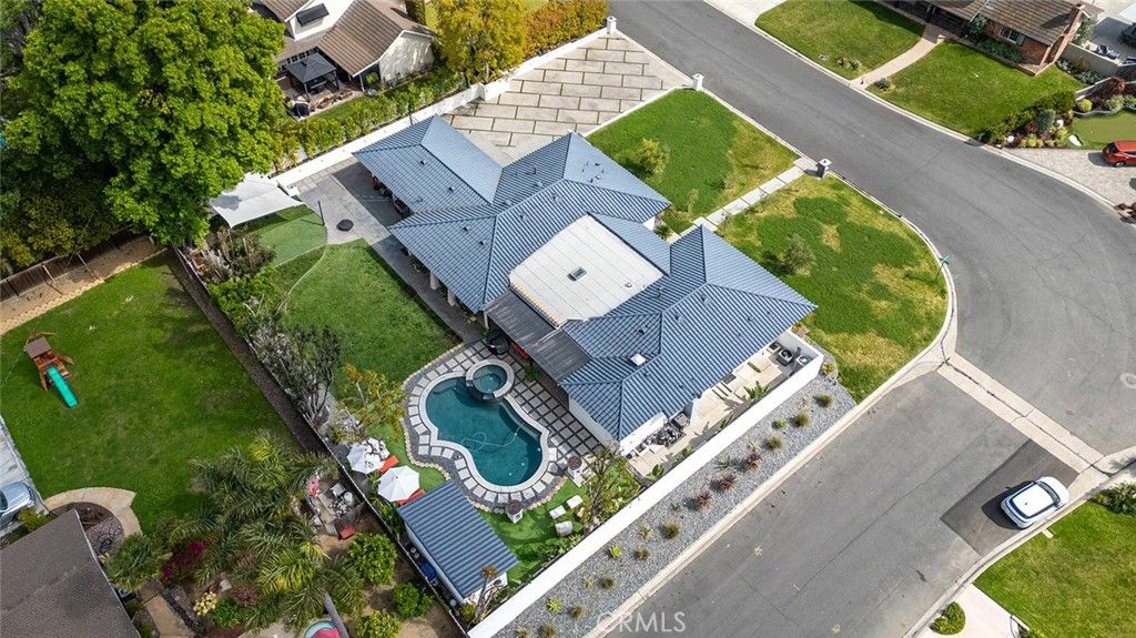 listing image 58