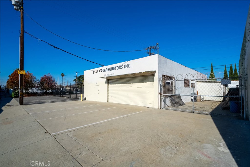 Previously occupied by Frank's Carburetor for over 40 yrs, this building is approx 2,400 sqft building and has parking in front with a secured private yard on the side. The parking is in front for easy access for customers. There is a double wide ground level door in front so if you need to drive into the warehouse you can store equipment or cars. The ceiling ht is approx 14ft with an small 1 to 2 person office area and 1 bathroom towards the front. The General Plan allows for mixed use development with residential and commercial buildings. The building is also located in an Opportunity Zone and can allow for some tax benefits.