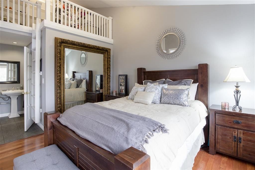 listing image 130721800721567315727