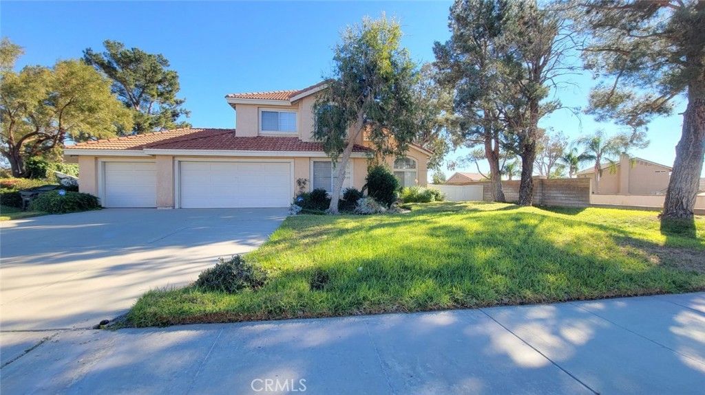 listing image 130728338621498011554