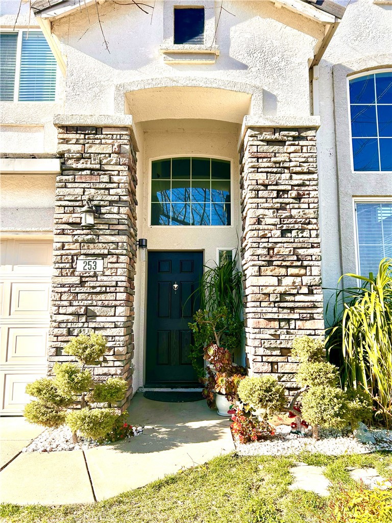 253 Royal River Drive
