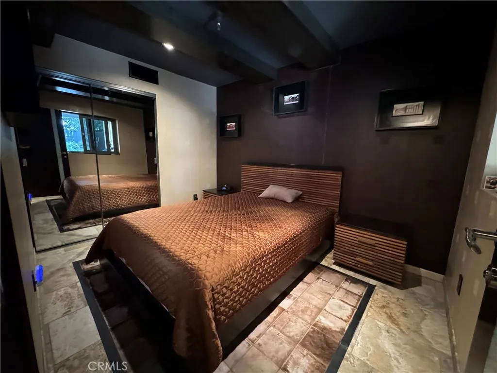 Laguna Beach, California 92651, United States, 3 Bedrooms Bedrooms, ,3 BathroomsBathrooms,Residential,Active,39159