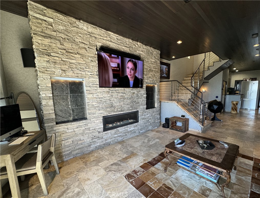 1083 Tia Juana Street