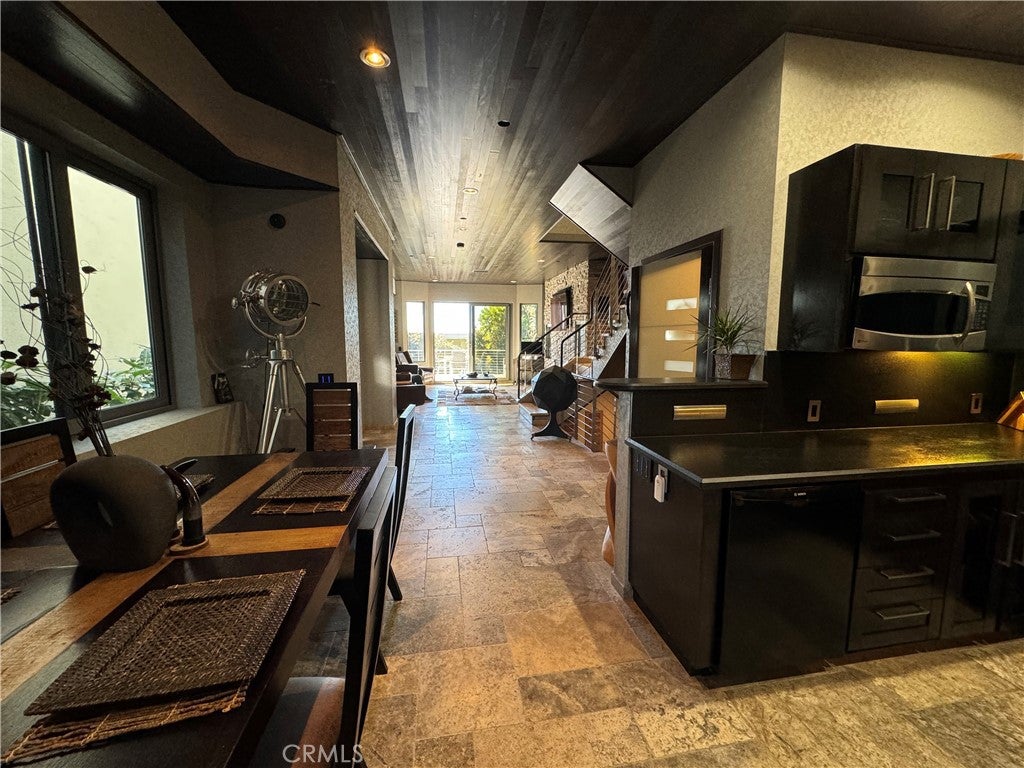 1083 Tia Juana Street, Laguna Beach CA 92651 - Photo 12