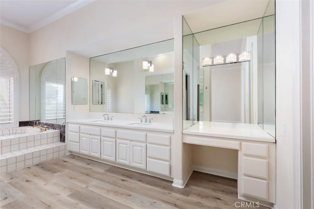 Dana Point, California 92629, United States, 3 Bedrooms Bedrooms, ,3 BathroomsBathrooms,Residential,Active,93774