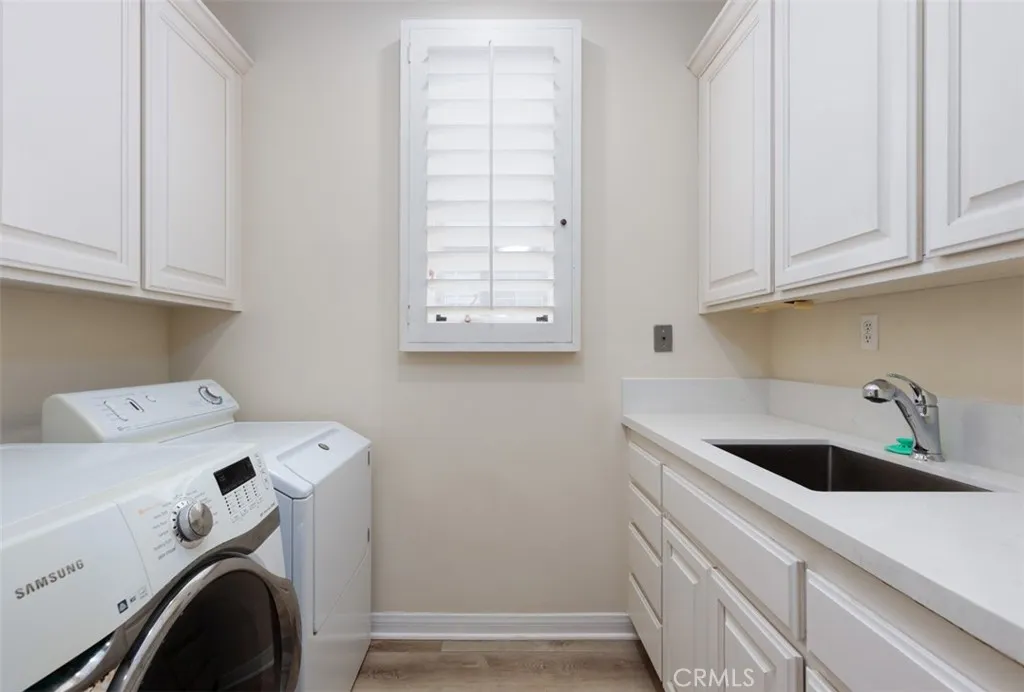 Dana Point, California 92629, United States, 3 Bedrooms Bedrooms, ,3 BathroomsBathrooms,Residential,Active,93774