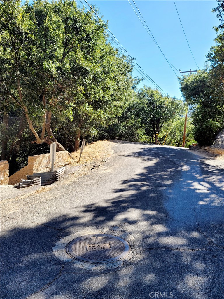 Crestline (CRES) - Land