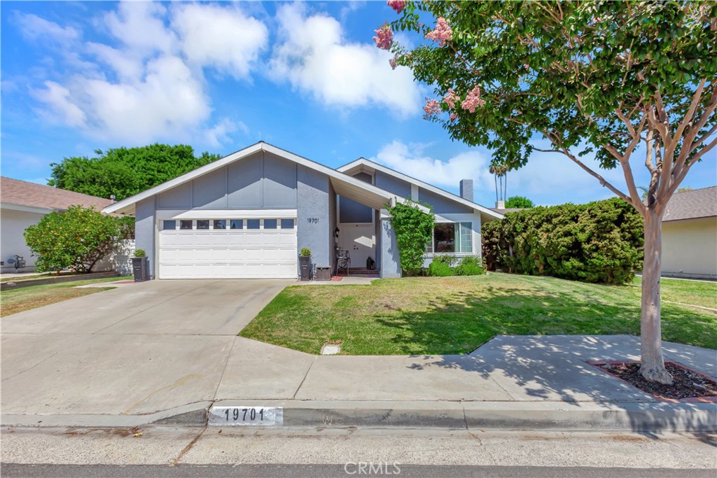 View Yorba Linda, CA 92886 house