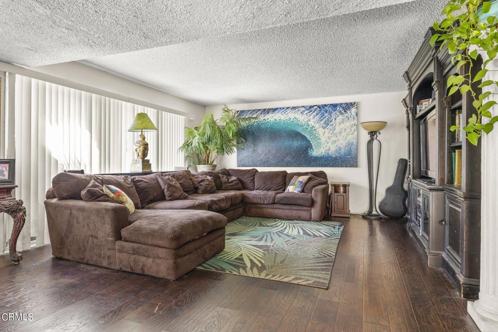 Ventura Keys 2 - 160102 - Residential Income