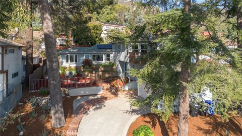 A home in La Crescenta