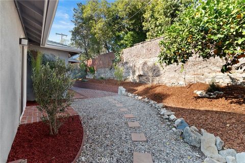 A home in La Crescenta