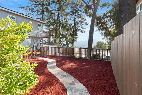 A home in La Crescenta