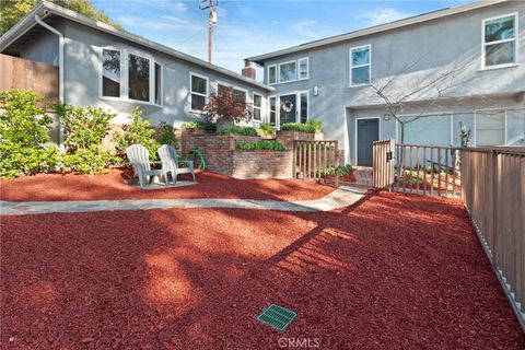 A home in La Crescenta