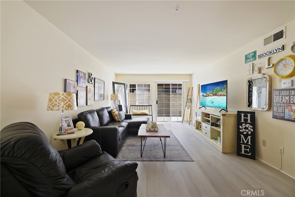 323 W Center Street