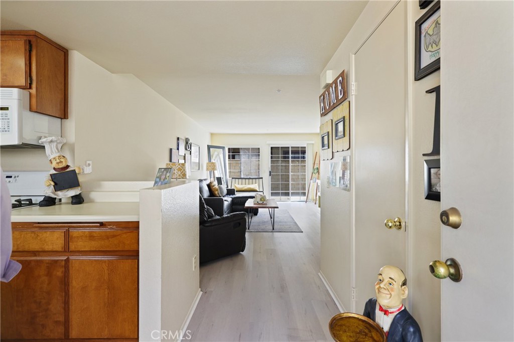 323 W Center Street