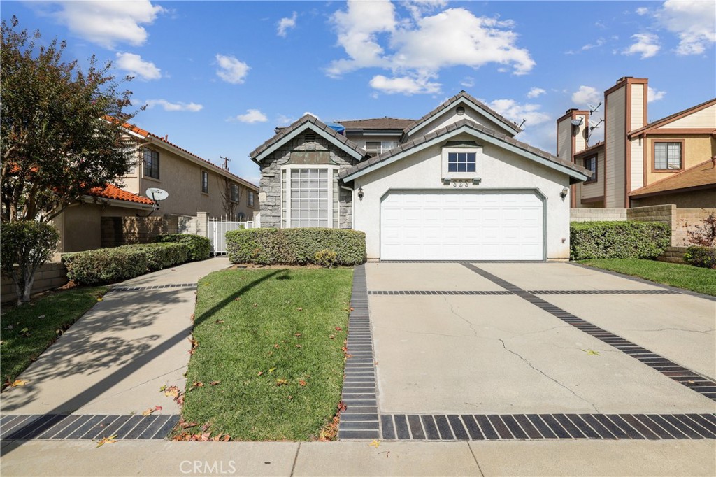 323 W Center Street