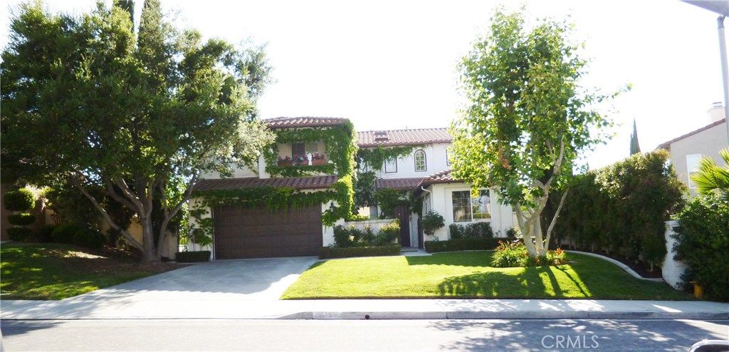 listing image 130725602823501777767
