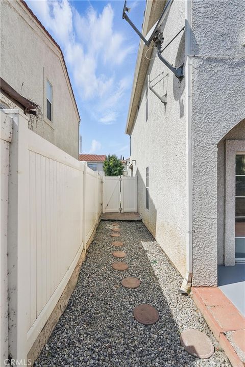listing image 30